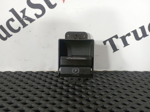 Кнопка ручного тормоза