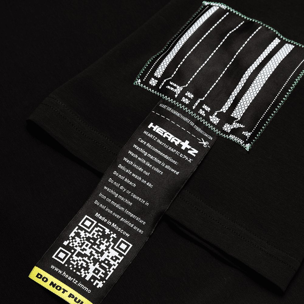 Купить Футболка Heartz Akira черная Футболка Heartz Akira черная