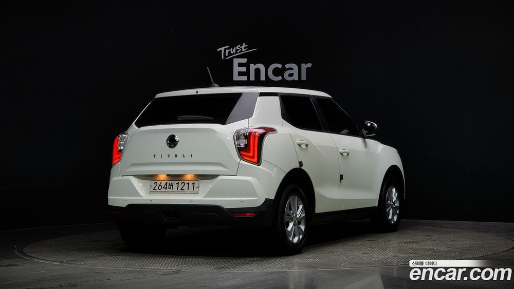 KG Mobility (Ssangyong) Very New Tivoli Дизель 1.6 2WD (06.2020)