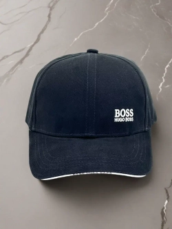 Бейсболка BOSS