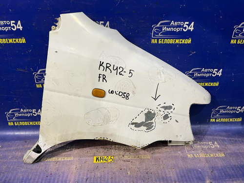 Крыло переднее правое TOYOTA TOWNACE NOAH 1998