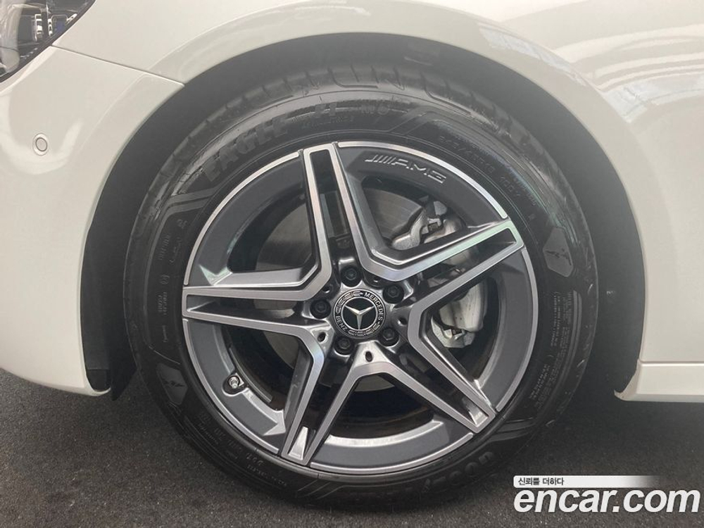 Mercedes-Benz E-Class W213 E250 AMG Line (10.2023)