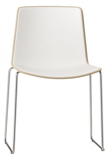 Стул пластиковый на полозьях Tweet