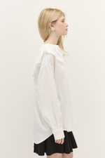 Блуза с воротником