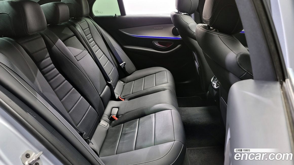 Mercedes-Benz E-Class W213 E250 Avangarde (06.2021)