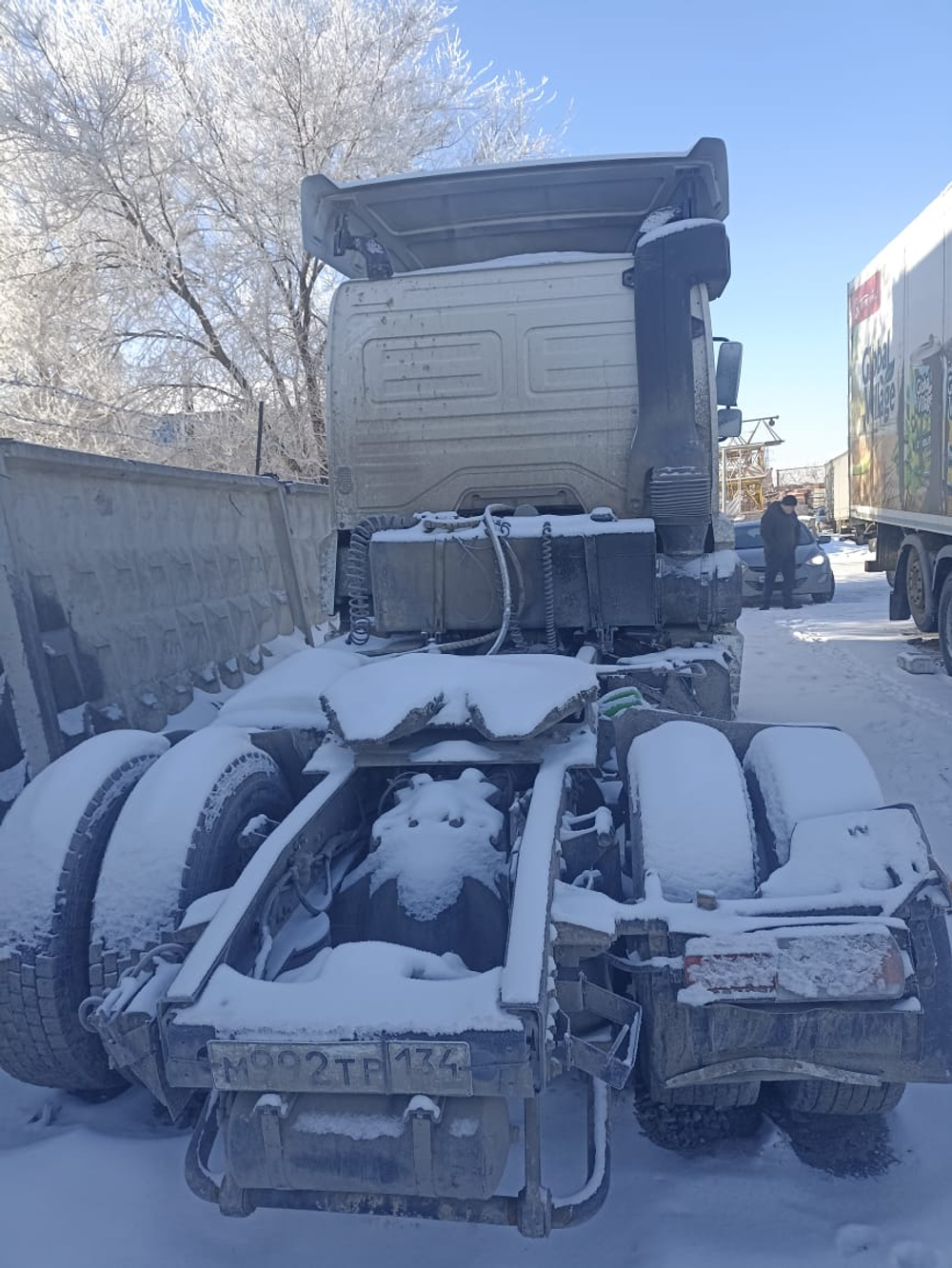 КамАЗ 5490 4x2 Седельный тягач 5490-S5 (Дизельный, 12,0 л, 401 л.с., МТ)