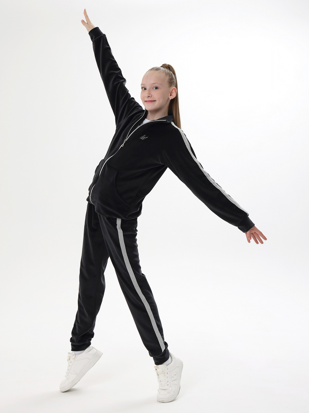 Спортивный костюм велюровый