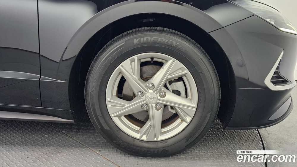 Hyundai Sonata (DN8) 2.0 (12.2019)