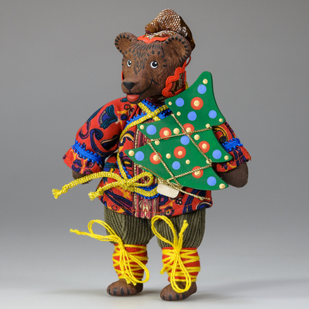 Ёлочная игрушка Медведь в колпаке с ёлкой