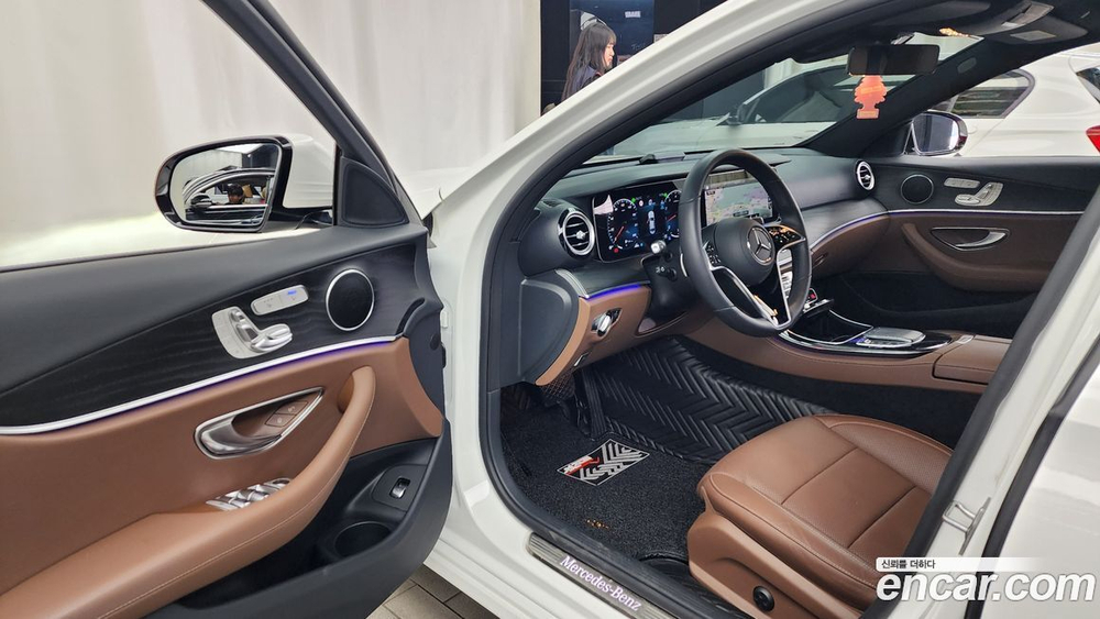 Mercedes-Benz E-Class W213 E250 Avangarde (01.2022)