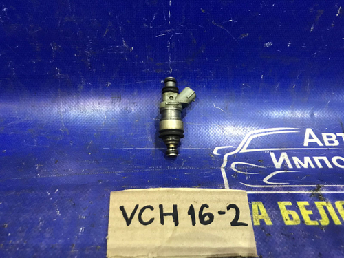 Форсунка топливная TOYOTA GRANVIA 2002