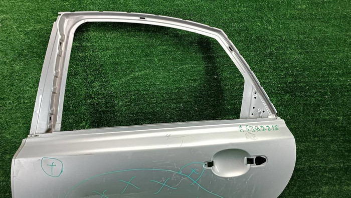 Дверь задняя левая Volvo S40 2 (2004-2012)