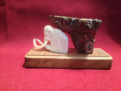 Мамонт и скала, миниатюра