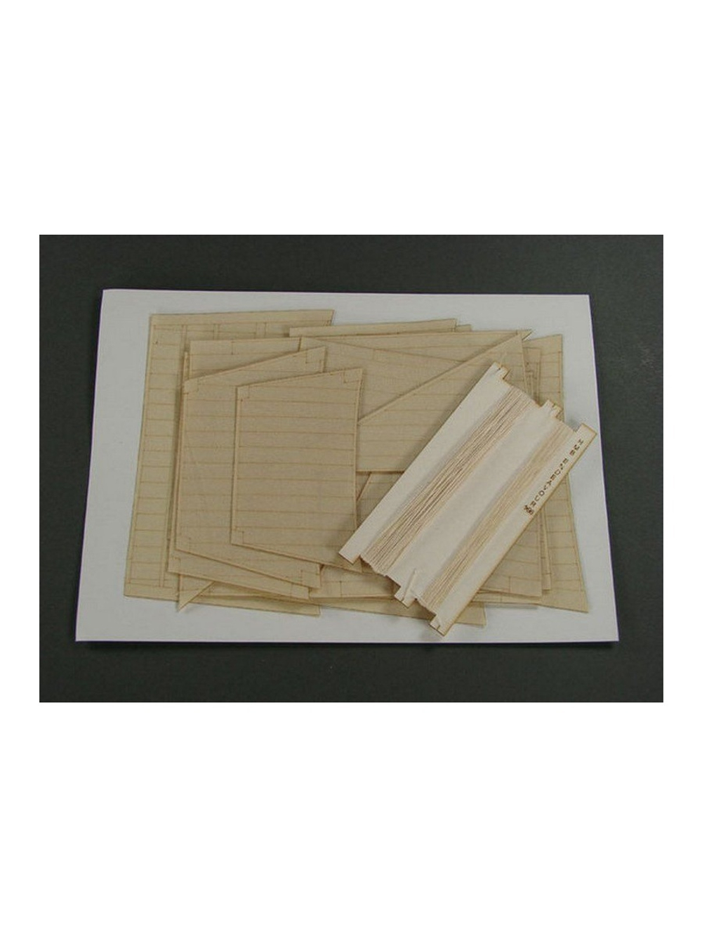 Комплект парусов для модели HMB Endeavour, 1/96