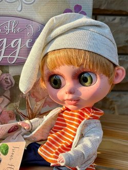 Кукла BERJUAN виниловая 32см BIGGERS Trevor Flynn (24005)