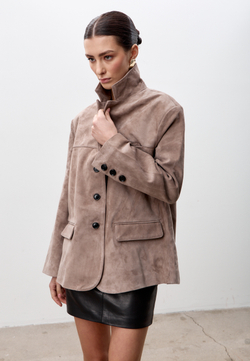 Жакет из натуральной замши