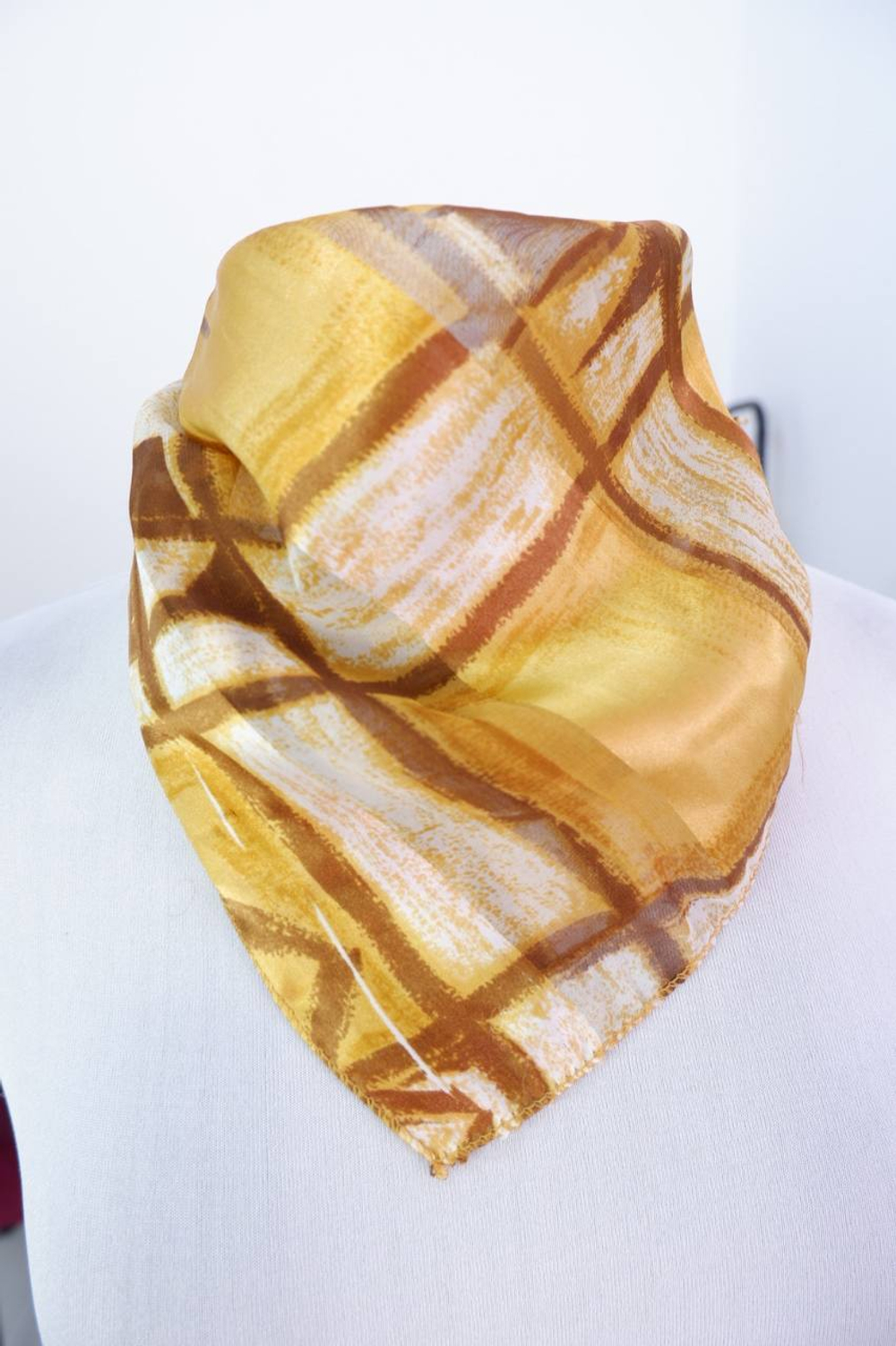 Платок тонкий