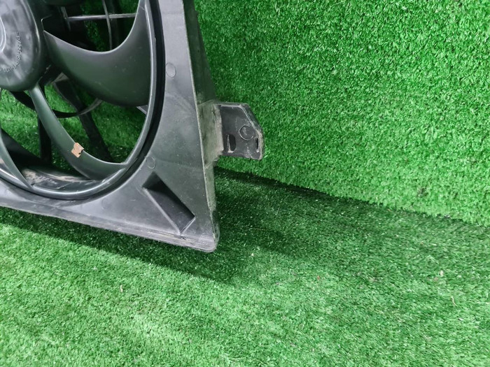 Диффузор с вентилятором Hyundai Solaris 1 (2010-2017)