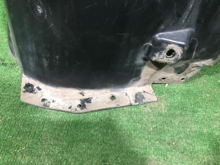 Подкрылок передний правый Mercedes M GLE W166 (2011-2018)