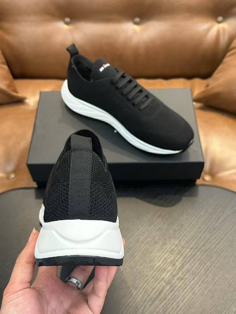 Кроссовки Kiton