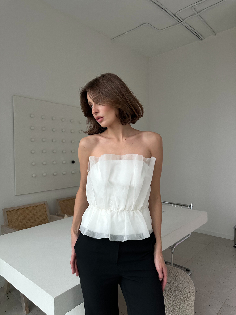 Блуза-топ из органзы с драпировкой молочный