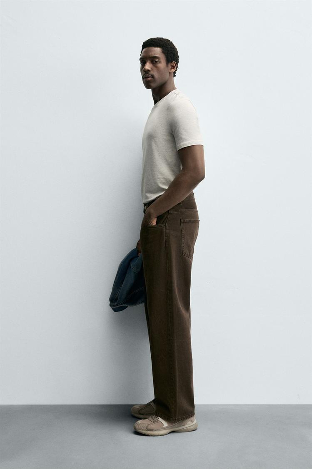 ZARA БАЗОВАЯ ПРИТАЛЕННАЯ ФУТБОЛКА SLIM FIT, СЕРЫЙ МЕЛАНЖ