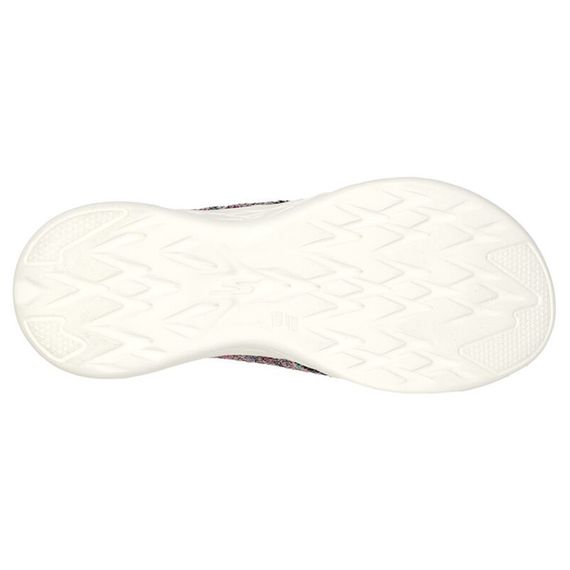 Skechers On-the-Go 600 'Black White'