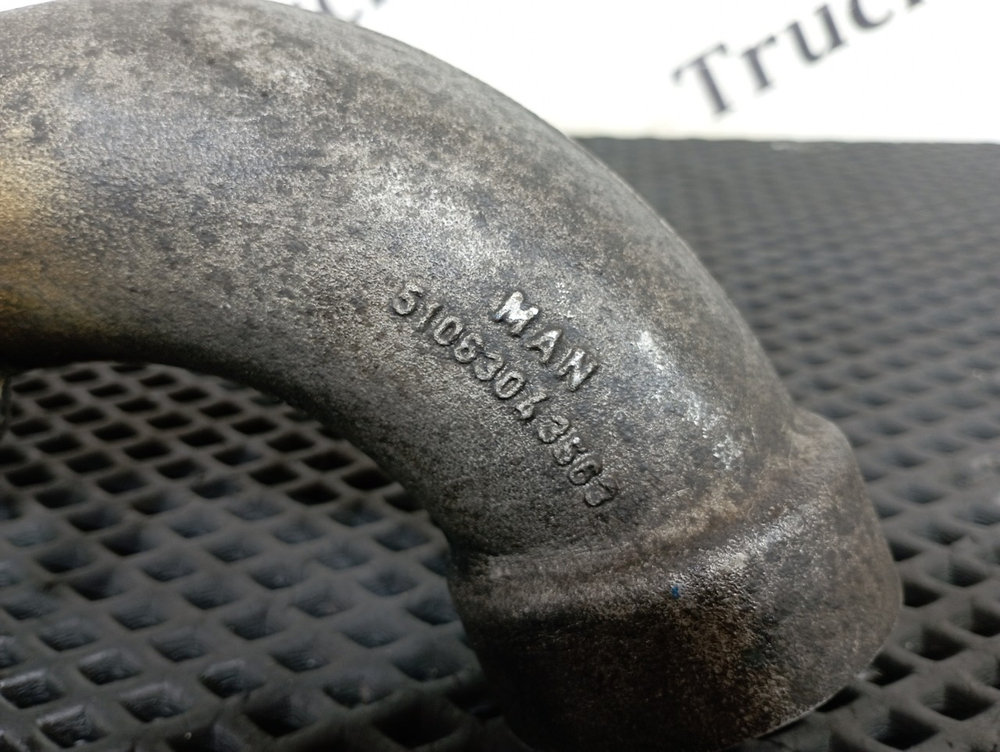 Патрубок охлаждающей жидкости