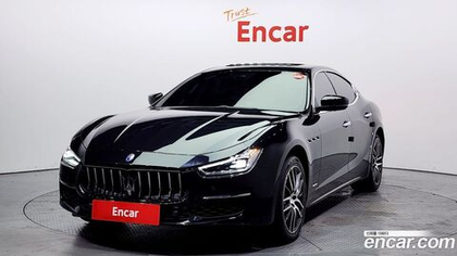 Maserati Ghibli 3.0S Q4 GranLusso (12.2019)