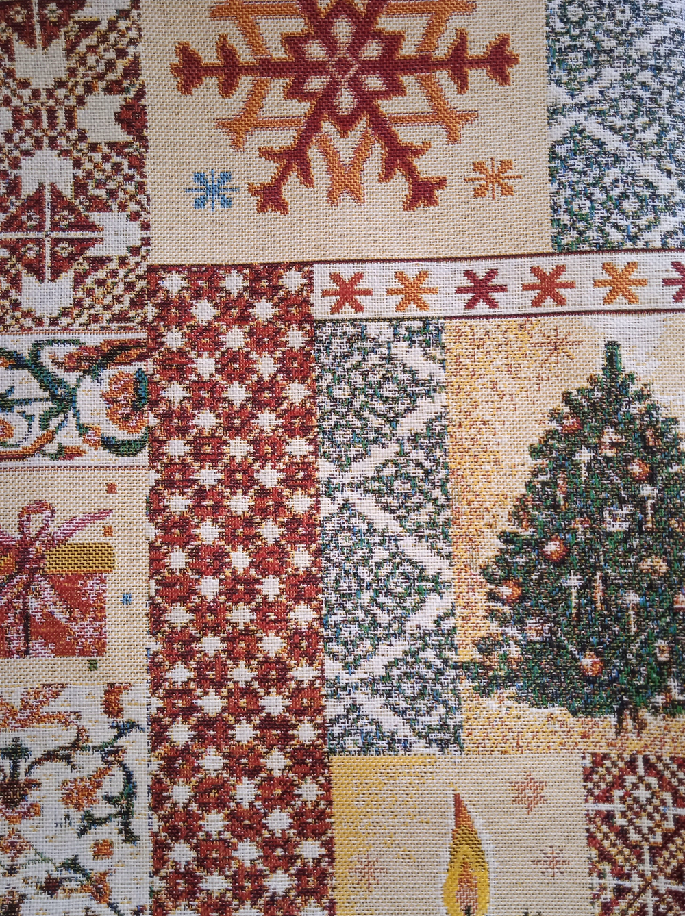 Декоративный гобеленовый чехол для интерьерной подушки Орнамент 38*38