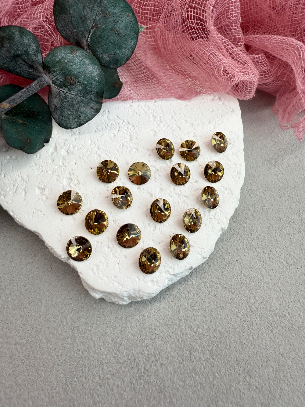 Риволь Rivoli 8 мм, Light smoke topaz