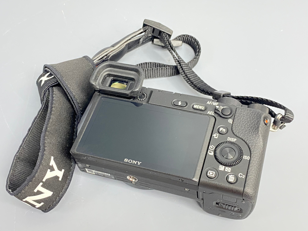Sony A6400 kit 16-50mm Как новый