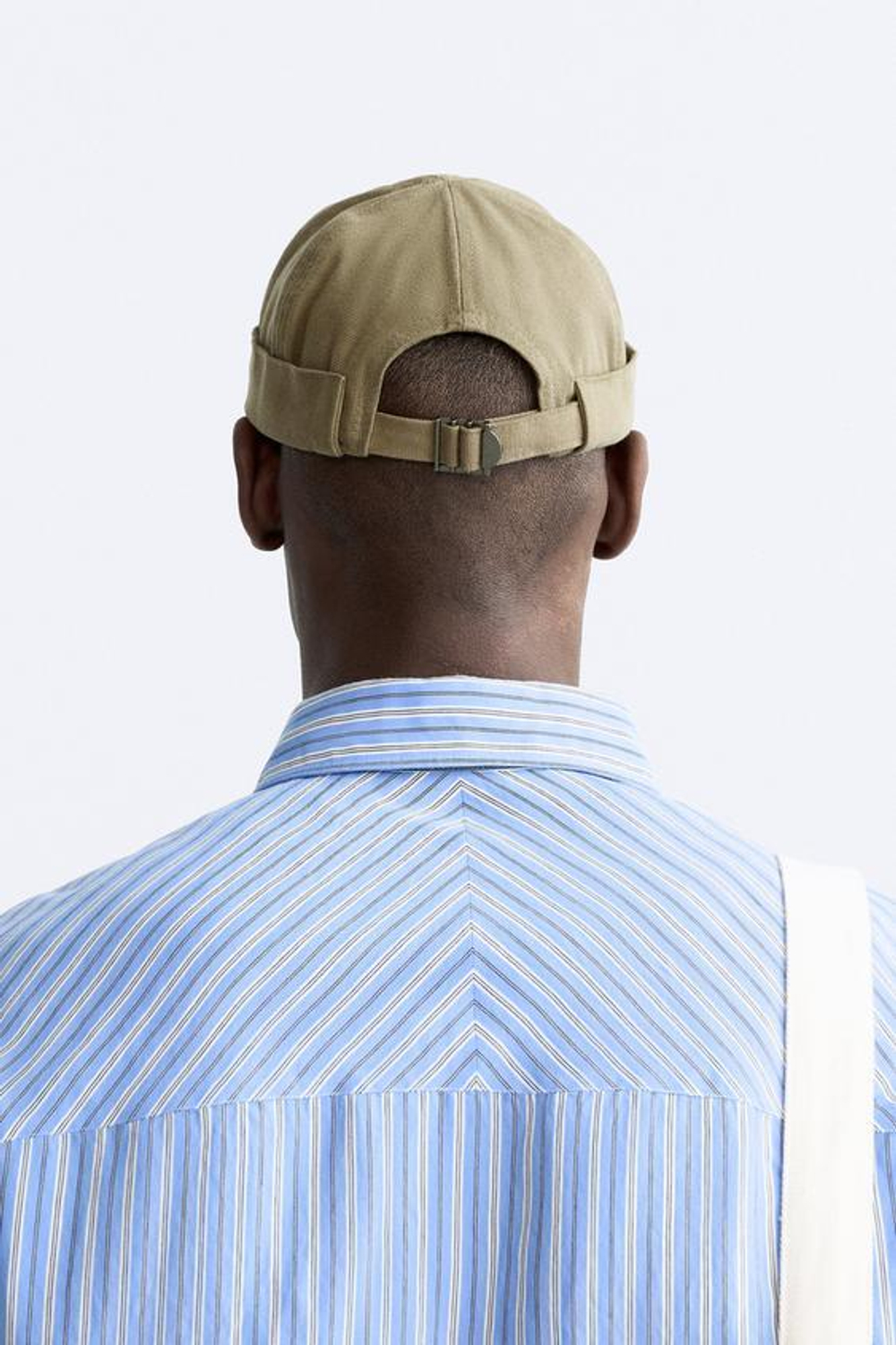 ZARA КЕПКА БЕЗ КОЗЫРЬКА, РЫЖЕВАТО-КОРИЧНЕВЫЙ