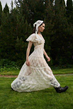 Платье-макси в стиле "ампир"