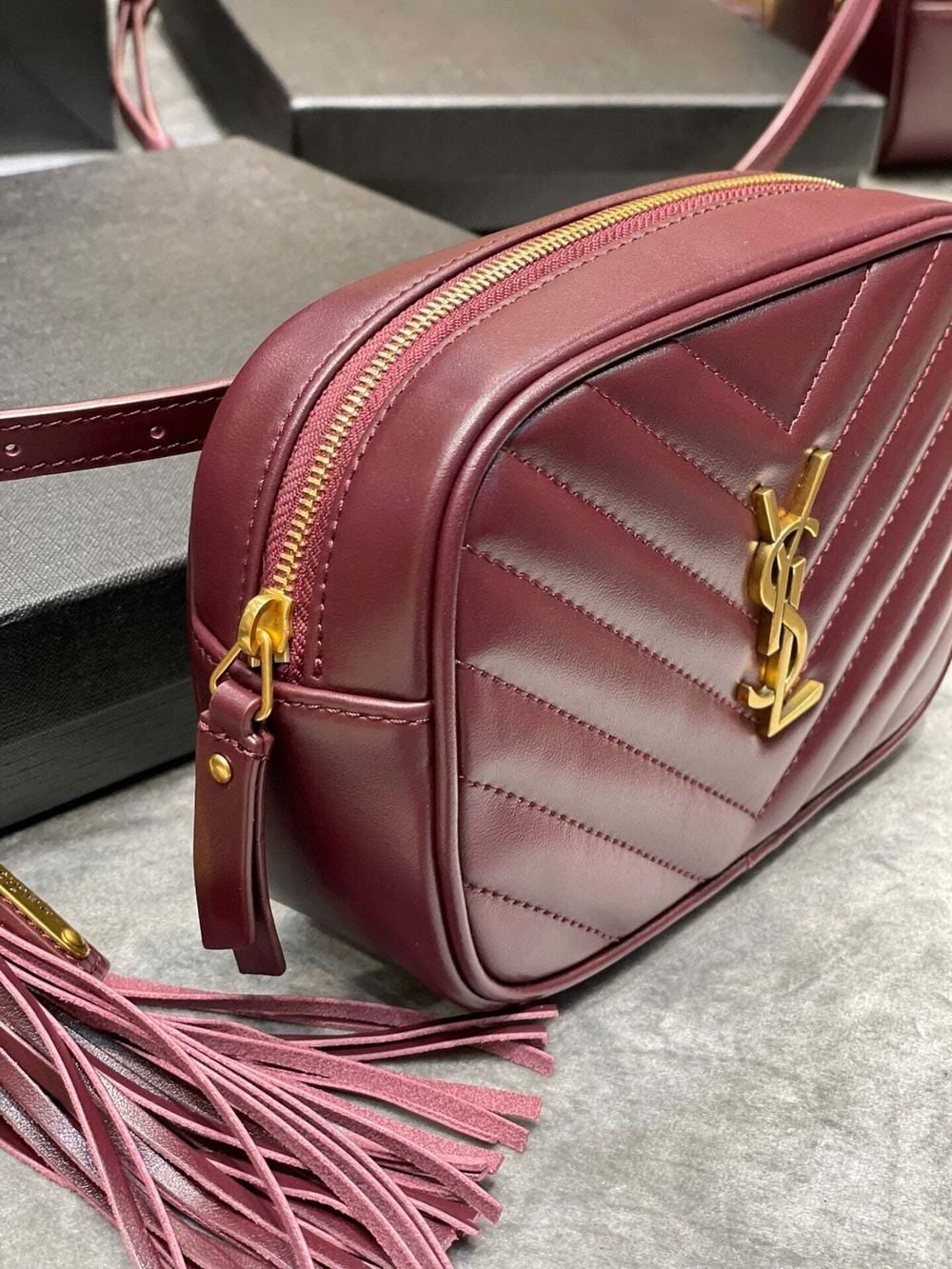 Yves Saint Laurent Lou Camera Belt