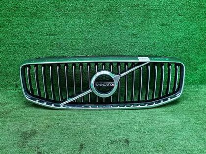 Решетка радиатора Volvo XC60 2 (2017-2021)