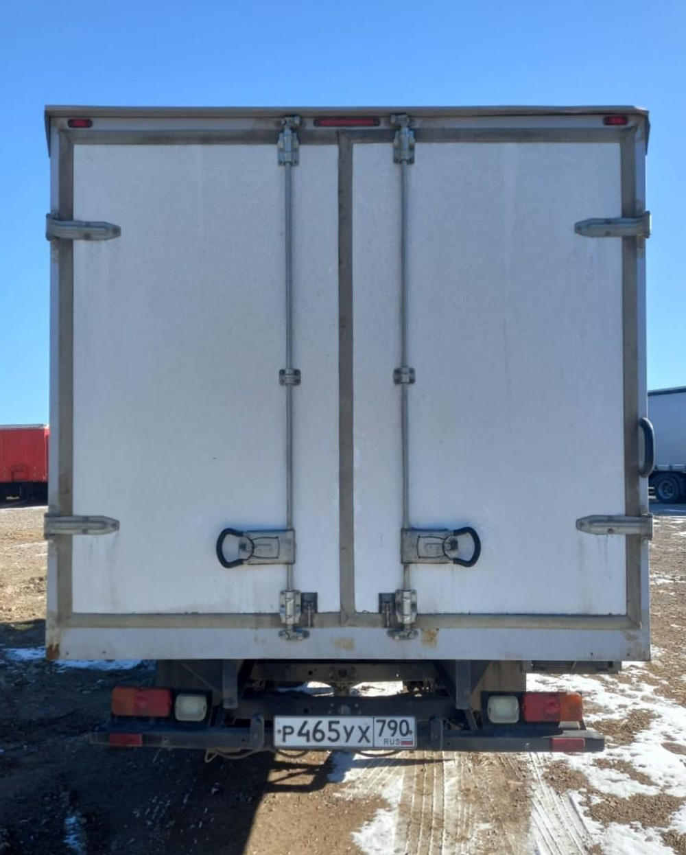 UAZ Profi 236031-02 (Изотермический, Бензин/Газ, 2,7 л, 150 л.с. МТ)