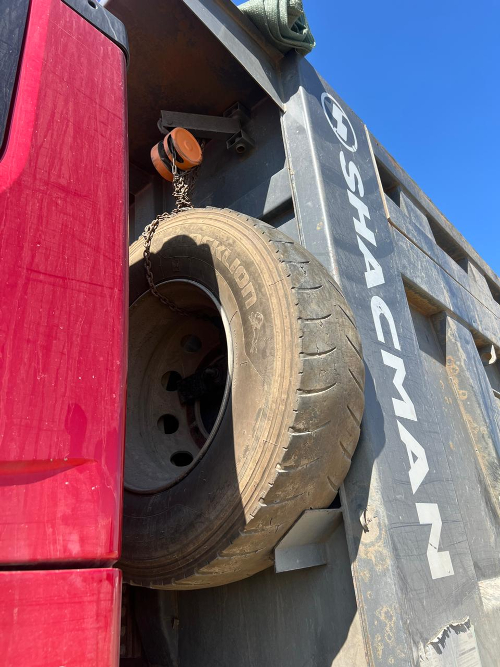 Shacman (Shaanxi) SX* 8x4 Самосвал SX331863366 (Дизельный, 12,5 л, 544 л.с., МТ)