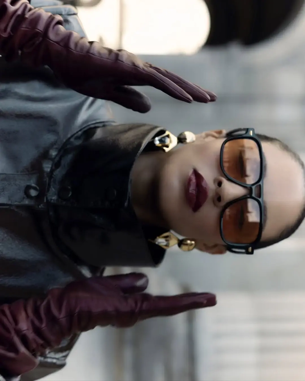 Серьги двойные с треугольником внутри