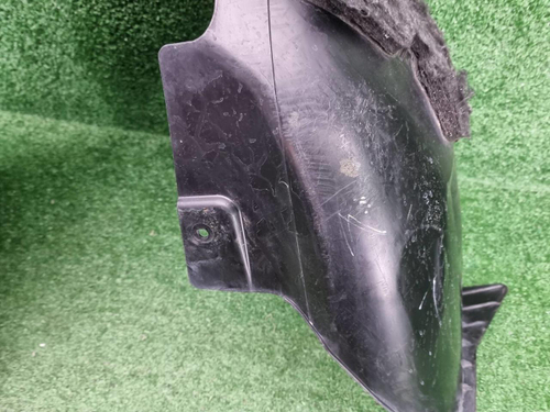 Подкрылок передний правый Volvo XC40 (2017-2022)