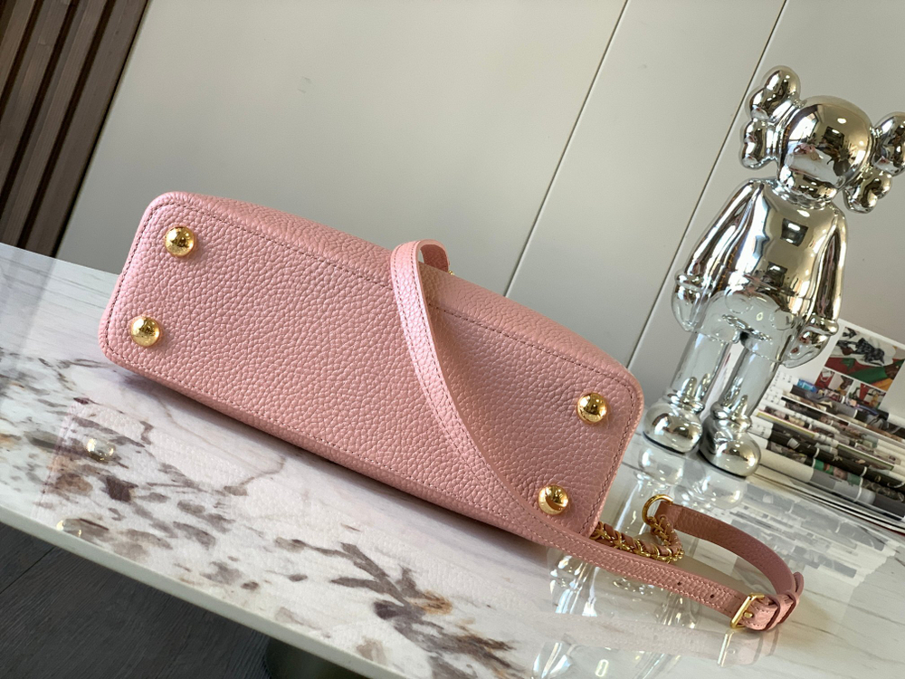 Louis Vuitton Capucines BB
