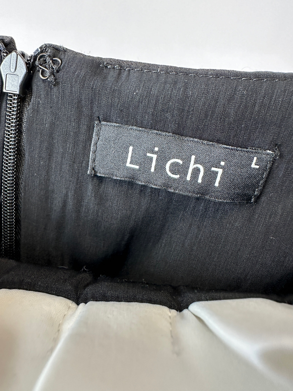 Платье Lichi