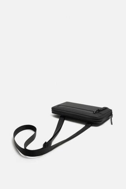 ZARA ПРОРЕЗИНЕННЫЙ КЛАТЧ, ЧЕРНЫЙ