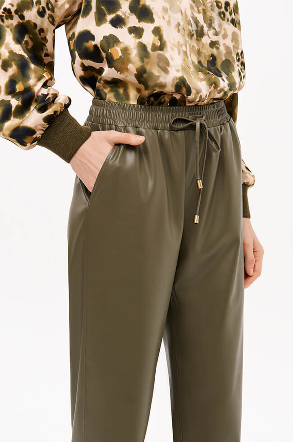 31186 Брюки женские (хаки)