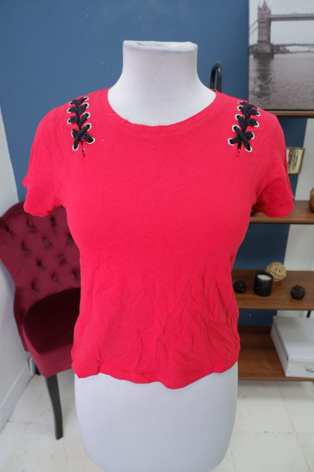 Футболка FBsister красная 44 размер