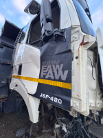 Автомастер 6589* на шасси FAW CA 3310 8x4 Самосвал 658983-01 (Дизельный, 11,1 л, 420 л.с, МТ)