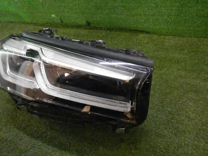 Фара правая BMW 5er G30 (2020-2023) LED