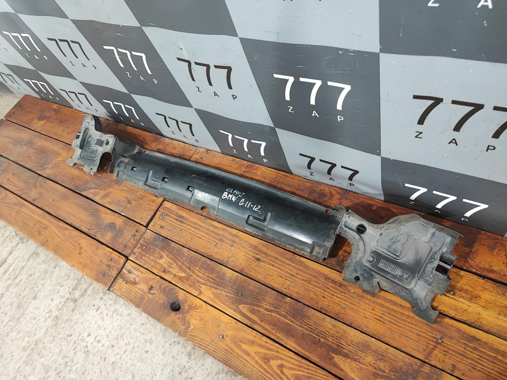 Воздуховод радиатора BMW 7 (G11) 15-22 Б/У Оригинал 51747359797