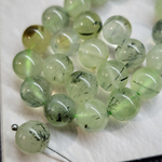 Пренит природный, бусины 8мм, штучно