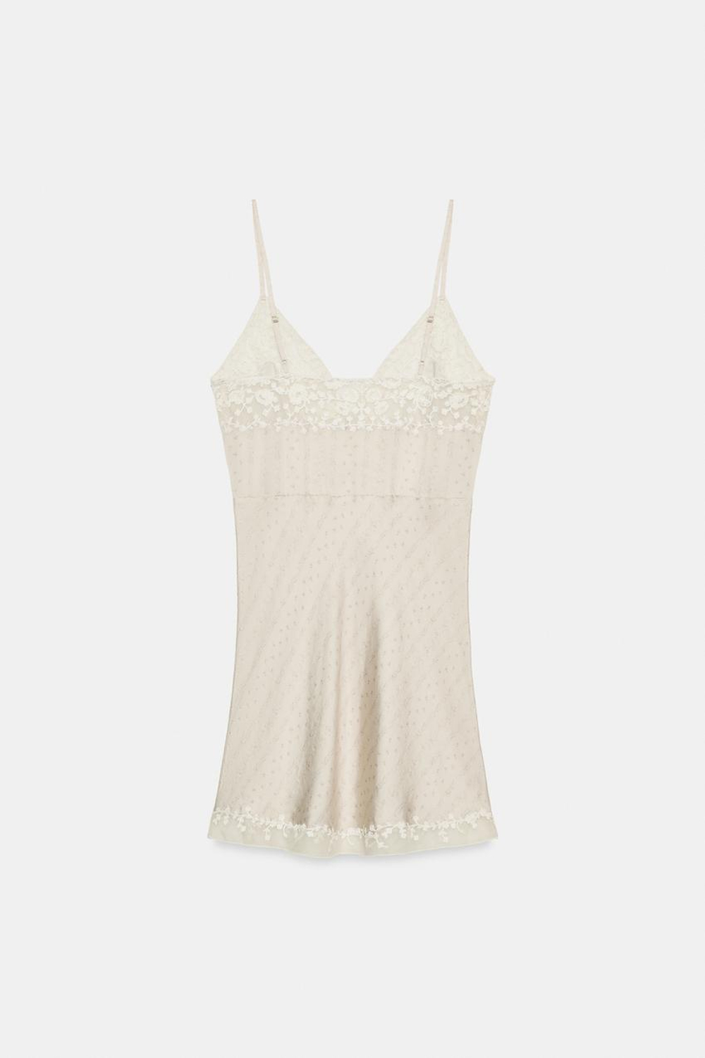 ZARA КОРОТКОЕ ПЛАТЬЕ С ВЫШИВКОЙ — ZW COLLECTION, ЦВЕТ СЛОНОВОЙ КОСТИ